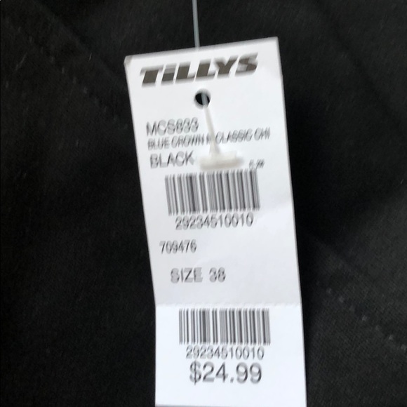 Classic chino shorts from tillys - Picture 3 of 3
